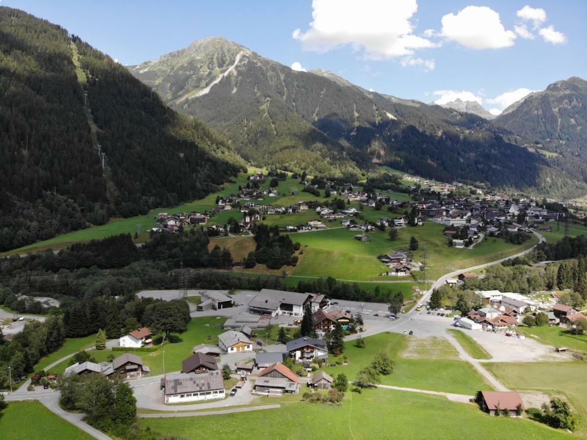 Haus Galgenul Apartment Sankt Gallenkirch Luaran gambar